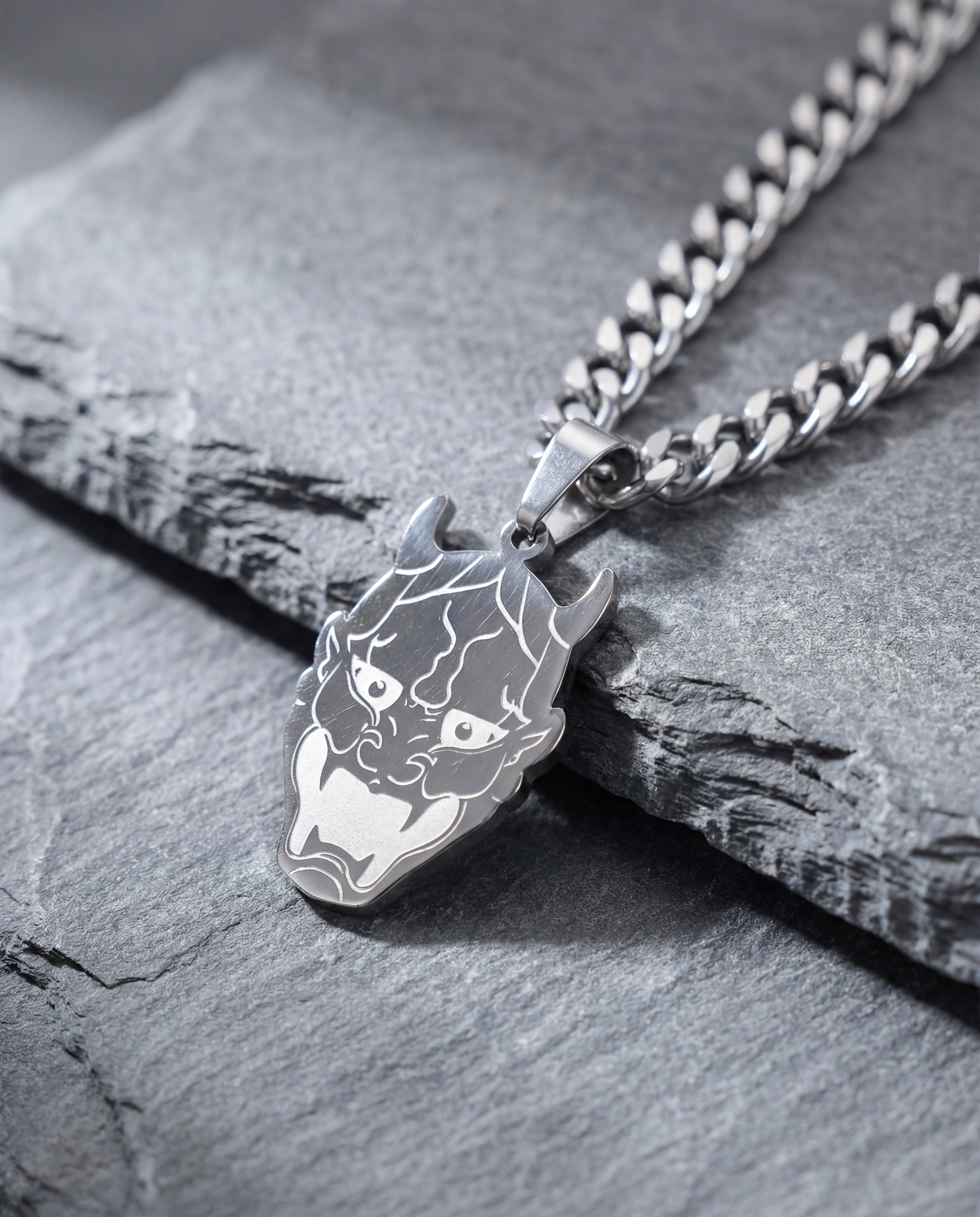 Evil chain necklace v2