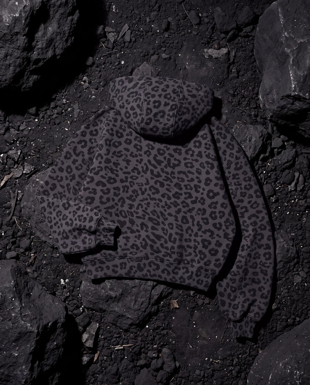 Blank leopard zip-up